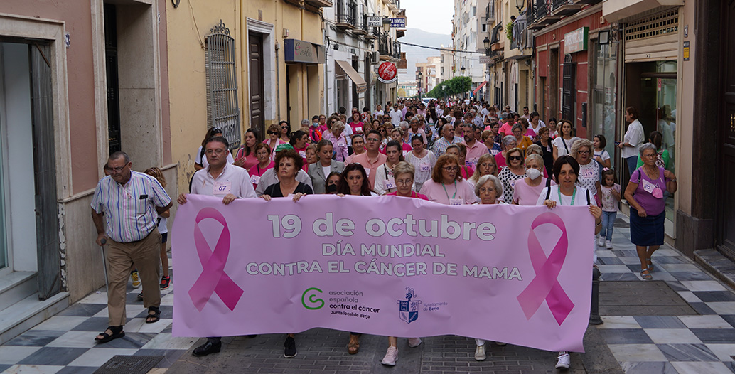 Berja se teñirá de rosa este jueves con la marcha solidaria de la lucha contra el cáncer de mama